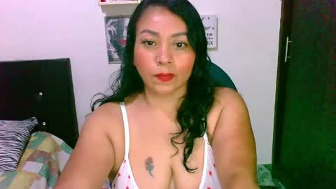 Snapshot of zaray_45bella chatting on March 2026 09:47:02 PM zaray online show from March 2026 09:47:02 PM