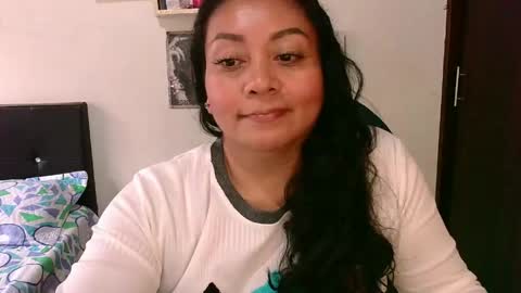 Snapshot of zaray_45bella chatting on June 2026 08:57:02 PM zaray online show from June 2026 08:57:02 PM