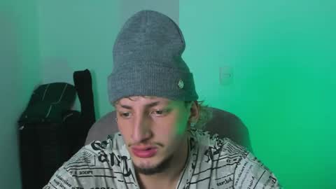 Snapshot of zarcoox chatting on April 2026 03:06:01 AM Zarcoo online show from April 2026 03:06:01 AM