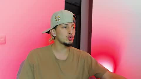 Snapshot of zarcoox chatting on April 2026 03:11:01 AM Zarcoo online show from April 2026 03:11:01 AM