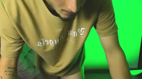 Snapshot of zarcoox chatting on April 2026 04:08:02 AM Zarcoo online show from April 2026 04:08:02 AM