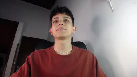 Snapshot of zarekneo chatting on September 2025 08:19:01 PM Zarek online show from September 2025 08:19:01 PM