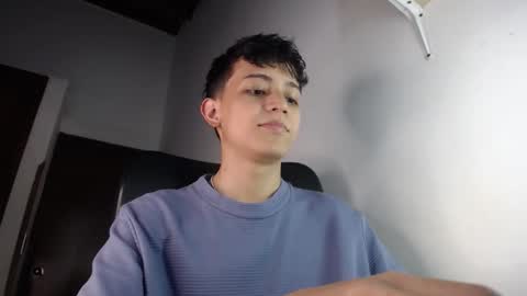 Snapshot of zarekneo chatting on September 2025 07:14:02 PM Zarek online show from September 2025 07:14:02 PM