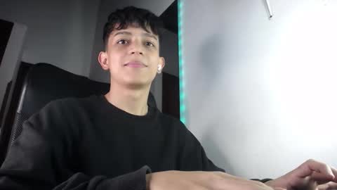 Snapshot of zarekneo chatting on October 2025 05:46:01 AM Zarek online show from October 2025 05:46:01 AM