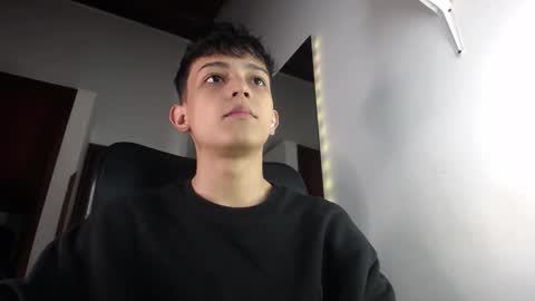 Snapshot of zarekneo chatting on October 2025 06:49:02 PM Zarek online show from October 2025 06:49:02 PM