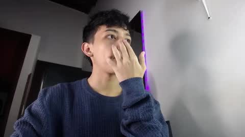 Snapshot of zarekneo chatting on November 2025 08:58:02 PM Zarek online show from November 2025 08:58:02 PM