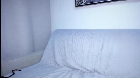 Snapshot of zarinastoun20 chatting on February 2025 10:20:01 PM ZARINA online show from February 2025 10:20:01 PM