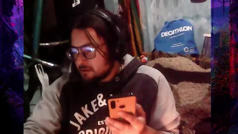 Snapshot of zatiro992 chatting on March 2026 04:17:02 AM Zatth online show from March 2026 04:17:02 AM