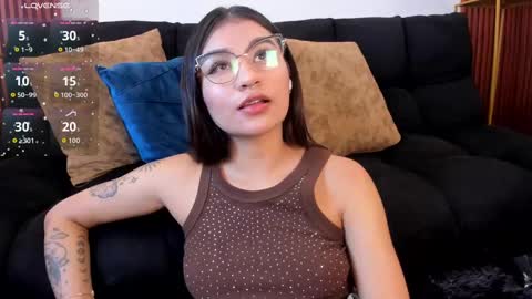  Zayda  online show from October 2025 06:52:01 PM