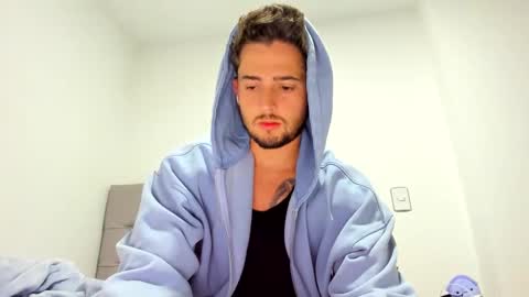 Snapshot of zaylanez chatting on October 2025 03:36:02 AM Zay lanez online show from October 2025 03:36:02 AM