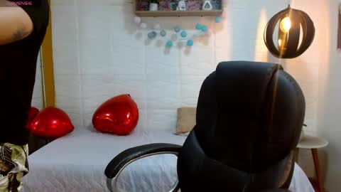 Snapshot of zayn_clausen chatting on April 2026 05:07:02 PM zayn_clausen online show from April 2026 05:07:02 PM