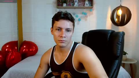 Snapshot of zayn_clausen chatting on April 2026 05:20:02 PM zayn_clausen online show from April 2026 05:20:02 PM