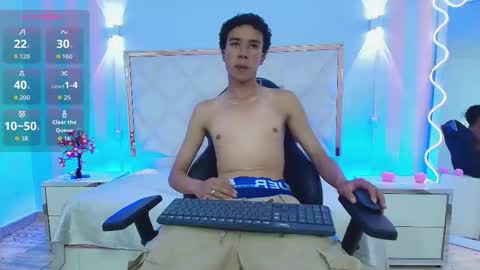 zayn_tay online show from January 2026 08:33:01 PM