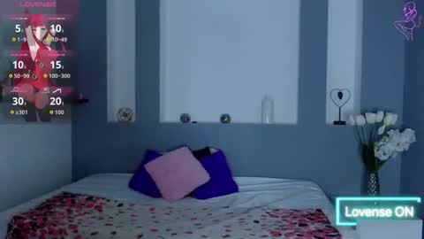 Karolyne online show from November 2025 11:10:02 AM