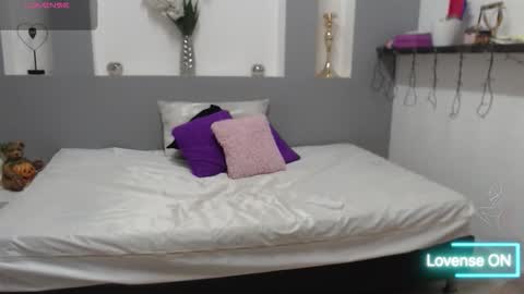 Karolyne online show from January 2026 12:18:01 PM