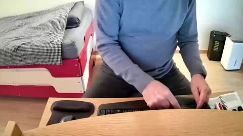 zebulon2023 online show from December 2025 08:45:01 AM