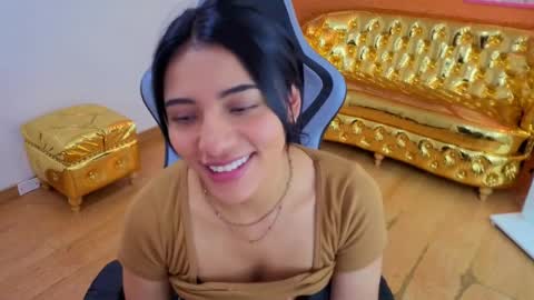 Snapshot of zedin02_a chatting on April 2026 08:06:02 PM Zedin online show from April 2026 08:06:02 PM