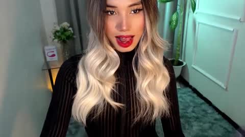 Snapshot of zelainalovetocum chatting on January 2025 12:47:01 PM zelainalovetocum online show from January 2025 12:47:01 PM