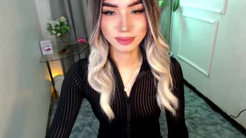 Snapshot of zelainalovetocum chatting on February 2025 01:52:02 AM zelainalovetocum online show from February 2025 01:52:02 AM
