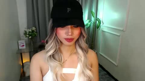 Snapshot of zelainalovetocum chatting on February 2025 02:18:01 AM zelainalovetocum online show from February 2025 02:18:01 AM