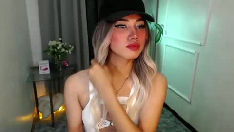 Snapshot of zelainalovetocum chatting on February 2025 01:00:02 PM zelainalovetocum online show from February 2025 01:00:02 PM