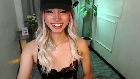 Snapshot of zelainalovetocum chatting on February 2025 07:47:02 PM zelainalovetocum online show from February 2025 07:47:02 PM
