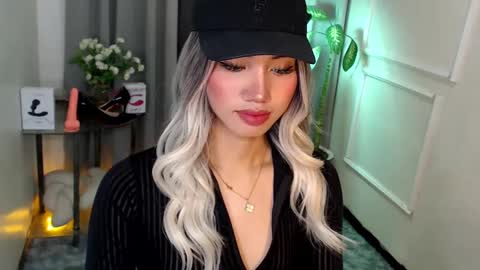 Snapshot of zelainalovetocum chatting on March 2025 06:08:02 PM zelainalovetocum online show from March 2025 06:08:02 PM