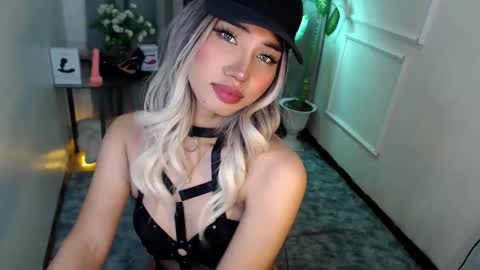 Snapshot of zelainalovetocum chatting on March 2025 06:22:01 PM zelainalovetocum online show from March 2025 06:22:01 PM