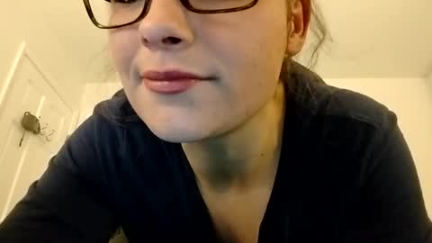 Snapshot of zellelajay2009 chatting on February 2025 12:33:01 PM KENDAL Kaylee online show from February 2025 12:33:01 PM