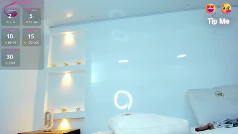 Zenda Evans online show from February 2025 10:29:02 AM