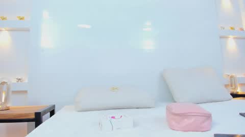 Zenda Evans online show from March 2026 03:45:02 AM