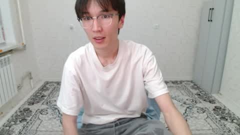 Snapshot of zengom chatting on April 2026 09:28:01 PM Zen online show from April 2026 09:28:01 PM