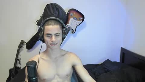 Snapshot of zenhzu chatting on January 2025 12:13:01 AM zenzhu online show from January 2025 12:13:01 AM