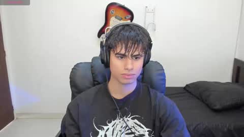 Snapshot of zenhzu chatting on November 2025 04:38:02 PM zenzhu online show from November 2025 04:38:02 PM