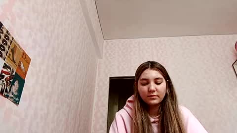 Snapshot of zeniabrossoit chatting on April 2026 08:26:02 AM zeniabrossoit online show from April 2026 08:26:02 AM