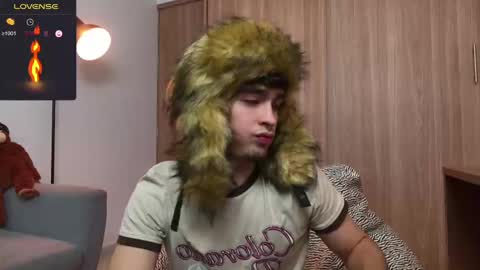 Zenn online show from January 2025 01:03:02 PM