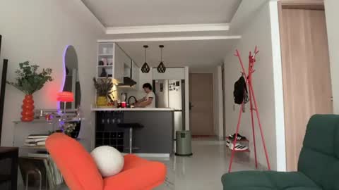 Snapshot of zenn_rush chatting on July 2026 02:56:01 PM Zenn online show from July 2026 02:56:01 PM