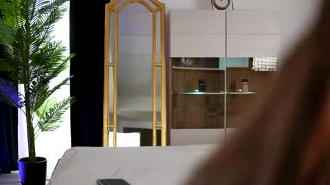 Snapshot of zenyanoir chatting on April 2026 09:02:01 AM ZenyaNoir online show from April 2026 09:02:01 AM