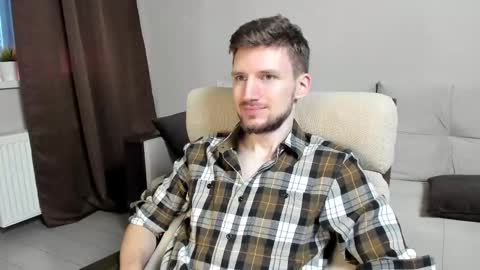 Andrew online show from February 2025 07:44:02 AM