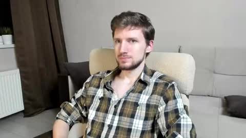 Andrew online show from December 2025 11:45:02 PM