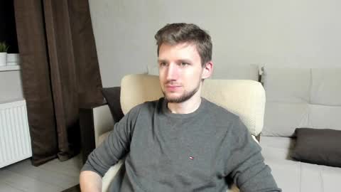 Andrew online show from April 2026 07:44:01 PM