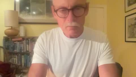 Snapshot of zephr1 chatting on December 2024 04:51:01 PM zephr1 online show from December 2024 04:51:01 PM