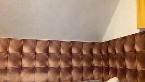 zervale online show from December 2024 01:36:01 AM