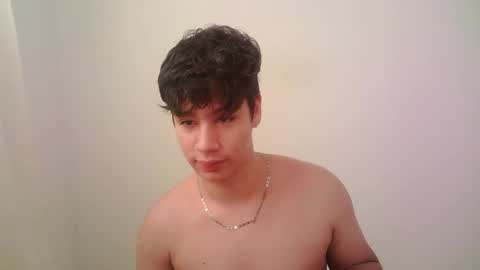 zeus_183 online show from January 2026 04:11:02 PM