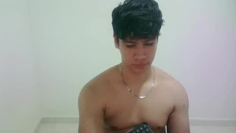 Snapshot of zeus_183 chatting on March 2026 08:19:01 AM zeus_183 online show from March 2026 08:19:01 AM