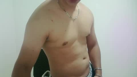 Snapshot of zeus_183 chatting on April 2026 02:07:01 AM zeus_183 online show from April 2026 02:07:01 AM