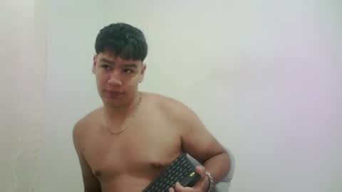 Snapshot of zeus_183 chatting on July 2026 11:52:02 AM zeus_183 online show from July 2026 11:52:02 AM