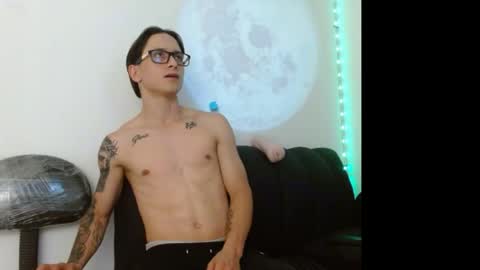 zeus online show from May 2026 05:13:01 AM
