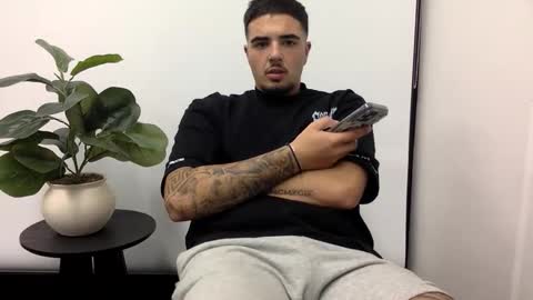 zeusprimal online show from April 2026 09:51:02 AM