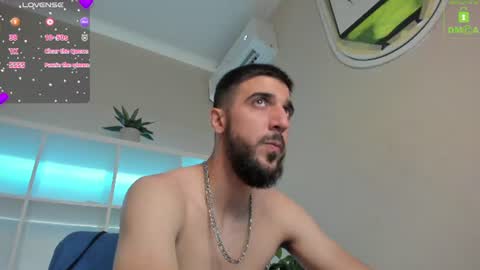 Snapshot of zeyn_edwards chatting on July 2026 11:12:01 AM ZEYN online show from July 2026 11:12:01 AM
